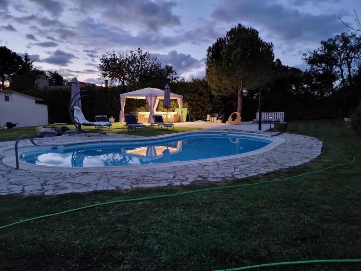Villa Pancorbo Velayos Eksteriør bilde