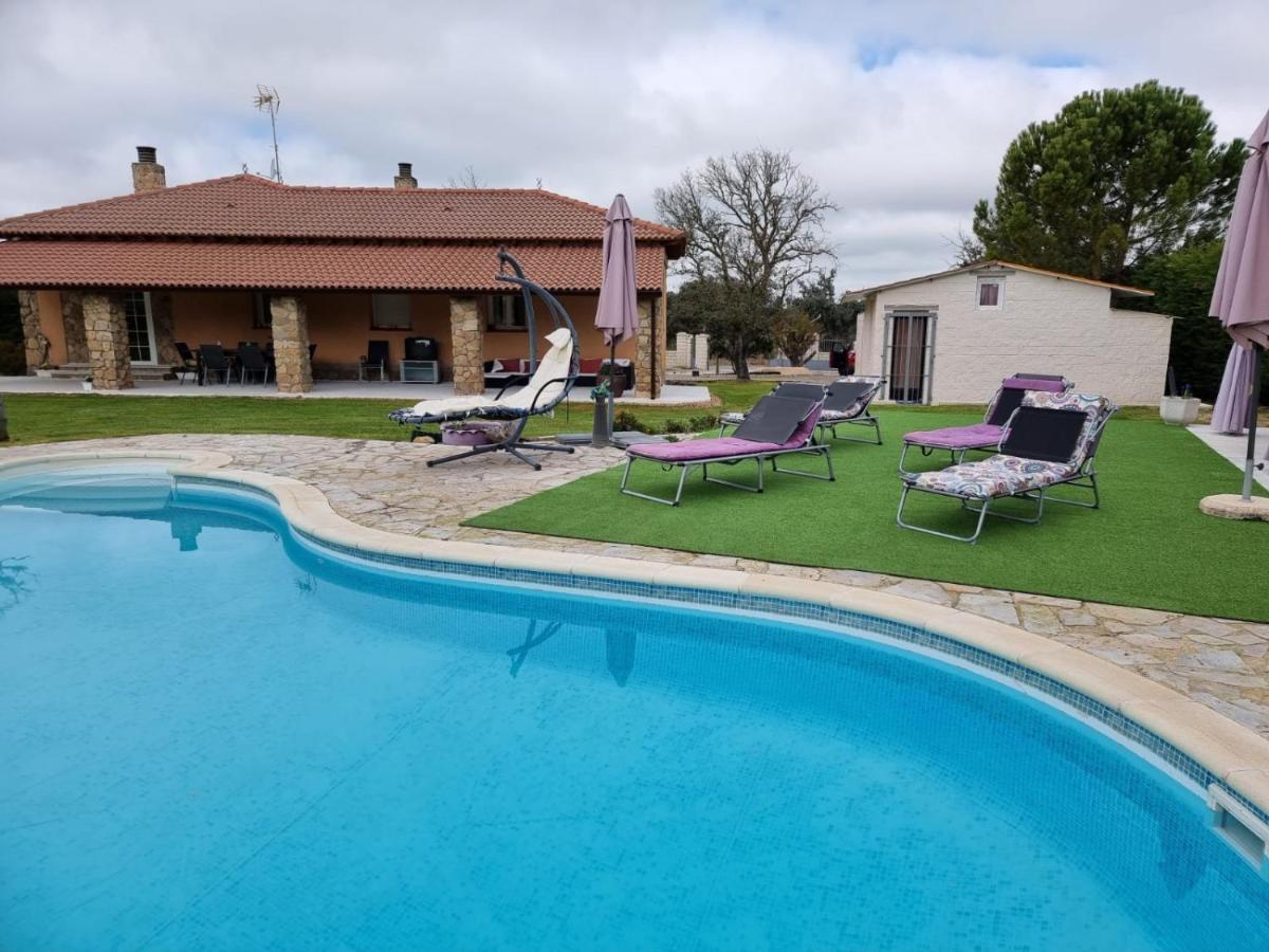 Villa Pancorbo Velayos Eksteriør bilde